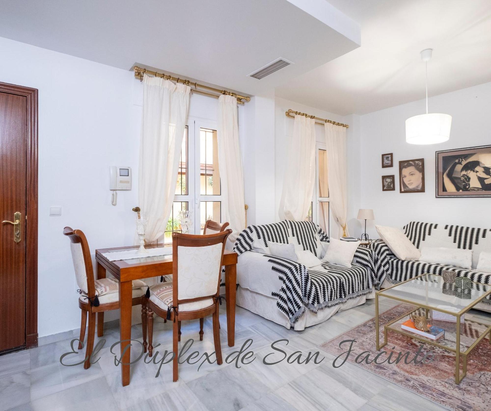 El Duplex De San Jacinto Appartement Sevilla Buitenkant foto