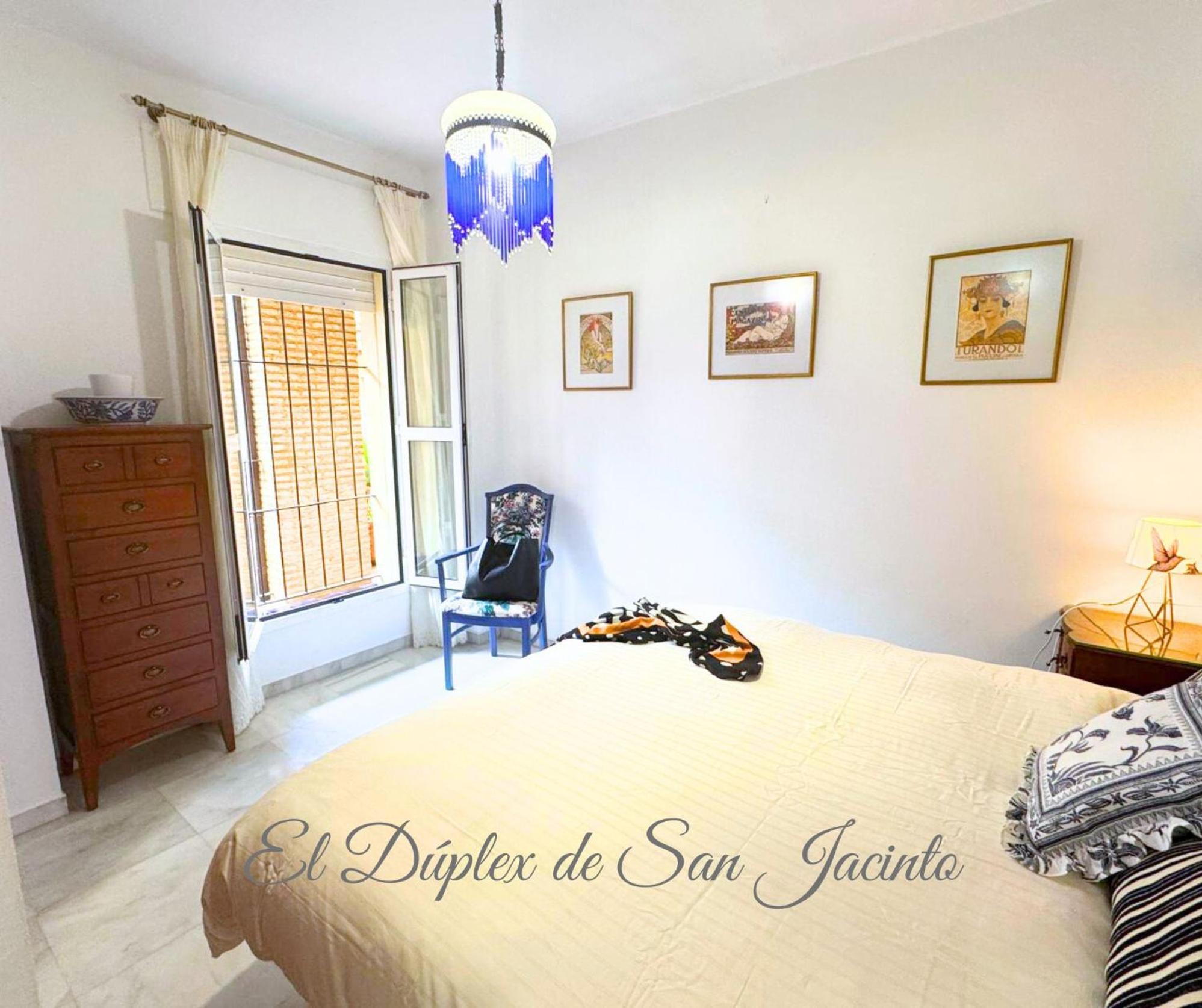 El Duplex De San Jacinto Appartement Sevilla Buitenkant foto